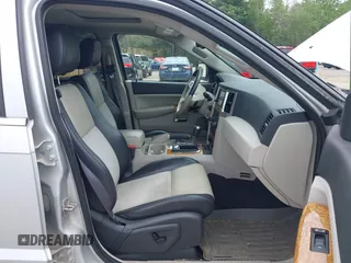 2009 Jeep Grand Cherokee Limited with VIN 1J8HR58T39C529094, listed as a IAAI auction lot 42642778 with 132,103 mi miles and . Bid and sale history available at DreamBid. Image 5.