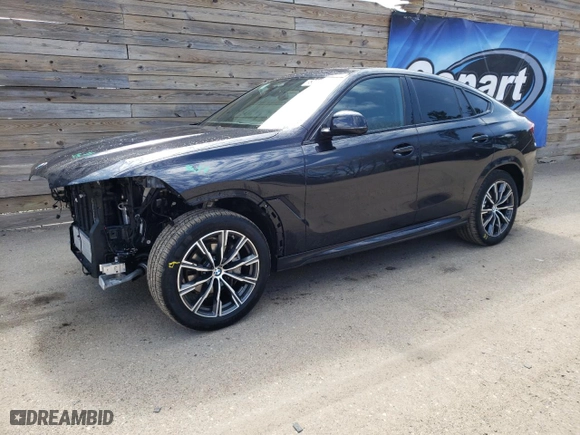 2025 BMW X6 xDrive40i with VIN 5UX33EX03S9X36158, listed as a Copart auction lot 53862325 with 20,035 mi miles and Clean Title. Bid and sale history available at carsss.com. Image 1.