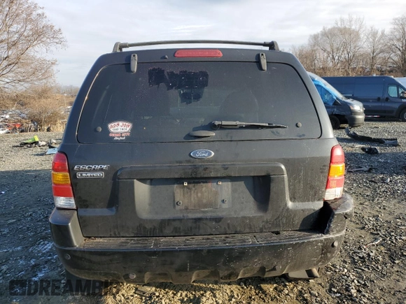 2003 Ford Escape Limited with VIN 1FMCU94183KC75824, listed as a Copart auction lot 86476034 with 92,424 mi miles and Salvage Title. Bid and sale history available at carsss.com. Image 6.