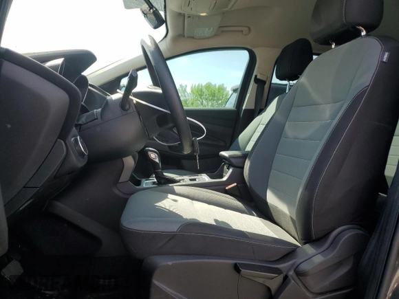 2017 Ford Escape S with VIN 1FMCU0F79HUB36083, listed as a Copart auction lot 51093174 with 59,928 mi miles and Salvage title. Bid and sale history available at DreamBid. Image 7.