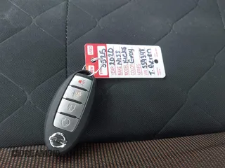 2020 Nissan Kicks SR with VIN 3N1CP5DV8LL559348, listed as a IAAI auction lot 41574349 with 94,979 mi miles and . Bid and sale history available at carsss.com. Image 11.