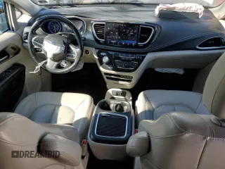 2021 Chrysler Pacifica Touring L with VIN 2C4RC1BGXMR532883, listed as a Copart auction lot 50173485 with 154,431 mi miles and Salvage Title. Bid and sale history available at DreamBid. Image 8.