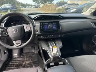 2019 Honda Clarity Plug-In Hybrid with VIN JHMZC5F14KC002619, listed as a Copart auction lot 86870694 with 53,911 mi miles and Salvage Title. Bid and sale history available at carsss.com. Image 9.