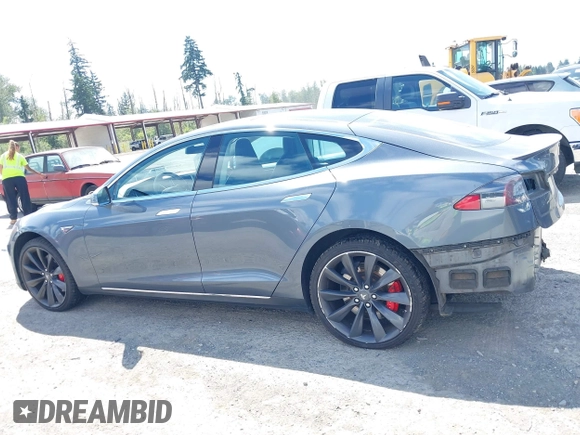 2013 Tesla Model S Performance with VIN 5YJSA1DP8DFP28644, listed as a IAAI auction lot 42641375 with 140,941 mi miles and . Bid and sale history available at DreamBid. Image 14.
