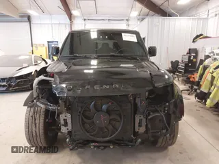 2024 Land Rover Defender X-Dynamic SE z VIN SALE2FEU1R2300221, wystawiony jako IAAI lot #41579863 z przebiegiem 13 981 mil mil oraz . Historia ofert i sprzedaży dostępna na DreamBid. Obrazek 6.