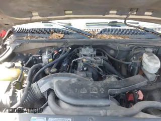 2003 Chevrolet Suburban LT с VIN 1GNEC16Z83J191651, выставлен на аукционе IAAI как лот 42309641 с пробегом Не указан миль и . История ставок и продаж доступна на DreamBid. Изображение 10.
