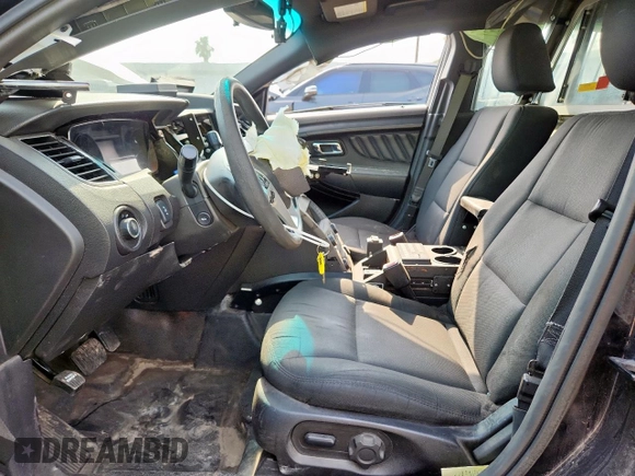 2016 Ford Police Interceptor z VIN 1FAHP2MK3GG133686, wystawiony jako Copart lot #58904495 z przebiegiem 86 256 mil mil oraz Szkoda całkowita • Salvage title. Historia ofert i sprzedaży dostępna na DreamBid. Obrazek 7.