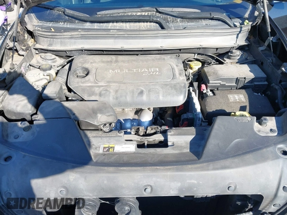2014 Jeep Cherokee Limited with VIN 1C4PJMDB9EW210180, listed as a IAAI auction lot 41302037 with 75,177 mi miles and . Bid and sale history available at DreamBid. Image 10.