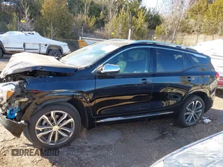 2019 GMC Terrain Denali with VIN 3GKALSEX8KL318441, listed as a IAAI auction lot 41371882 with 106,165 mi miles. Bid and sale history available at carsss.com. Image 14.