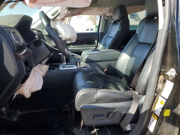2017 Toyota Tundra Limited с VIN 5TFHW5F15HX645342, выставлен на аукционе Copart как лот 53856595 с пробегом 142 099 миль миль и Списание • Salvage title. История ставок и продаж доступна на DreamBid. Изображение 7.