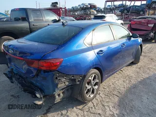 2019 Kia Forte LXS with VIN 3KPF24AD7KE031575, listed as a IAAI auction lot 41970367 with 189,353 mi miles and . Bid and sale history available at carsss.com. Image 4.