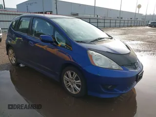2010 Honda Fit Sport с VIN JHMGE8H41AC012601, выставлен на аукционе IAAI как лот 42521404 с пробегом 255 996 миль миль и . История ставок и продаж доступна на DreamBid. Изображение 1.