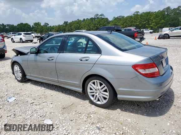 2008 Mercedes-Benz C 300 Sport z VIN WDDGF54X48R012280, wystawiony jako Copart lot #60871115 z przebiegiem 137 219 mil mil oraz Czysty tytuł • Clean title. Historia ofert i sprzedaży dostępna na DreamBid. Obrazek 2.