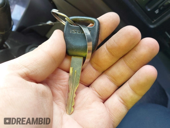1998 Isuzu Rodeo S с VIN 4S2CM58W4W4339535, выставлен на аукционе IAAI как лот 41231197 с пробегом 327 828 миль миль и . История ставок и продаж доступна на DreamBid. Изображение 11.