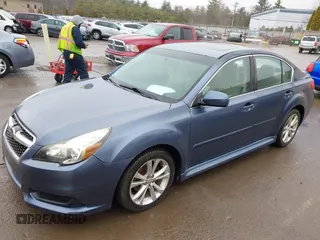 2013 Subaru Legacy Premium z VIN 4S3BMBG67D3014047, wystawiony jako IAAI lot #41821245 z przebiegiem 242 863 mil mil oraz . Historia ofert i sprzedaży dostępna na DreamBid. Obrazek 18.