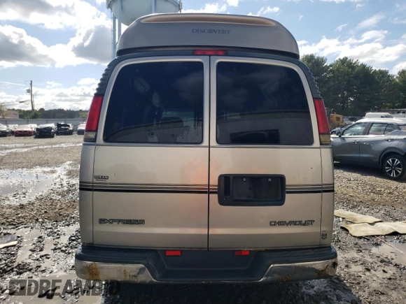 2002 Chevrolet Express z VIN 1GBFG15R521239354, wystawiony jako Copart lot #72501904 z przebiegiem 192 094 mil mil oraz Szkoda całkowita • Salvage title. Historia ofert i sprzedaży dostępna na DreamBid. Obrazek 6.