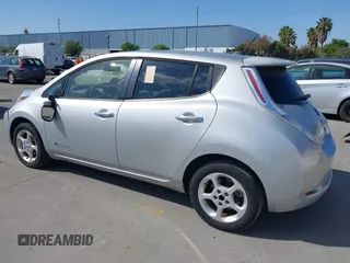 2011 Nissan LEAF SL-e z VIN JN1AZ0CP4BT004463, wystawiony jako IAAI lot #42140158 z przebiegiem 116 030 mil mil oraz . Historia ofert i sprzedaży dostępna na DreamBid. Obrazek 3.