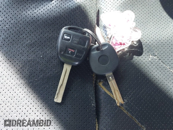 2002 Lexus IS 300/350 z VIN JTHBD192320051548, wystawiony jako IAAI lot #41748479 z przebiegiem 241 746 mil mil oraz . Historia ofert i sprzedaży dostępna na DreamBid. Obrazek 11.