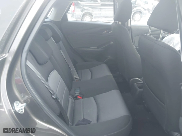 2018 Mazda CX-3 Sport with VIN JM1DKFB76J0316593, listed as a IAAI auction lot 41637015 with 29,998 mi miles. Bid and sale history available at carsss.com. Image 8.