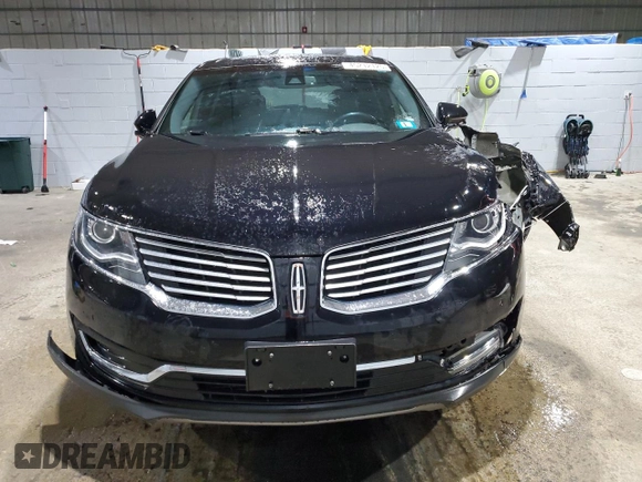 2016 Lincoln MKX Reserve with VIN 2LMTJ8LP4GBL60107, listed as a Copart auction lot 45212125 with 110,834 mi miles and Salvage Title. Bid and sale history available at DreamBid. Image 5.