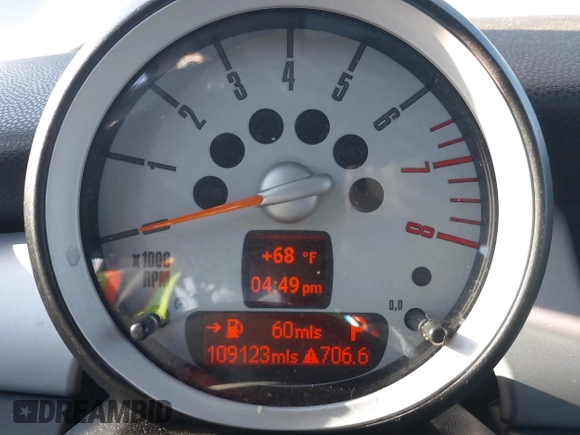 2010 MINI Hardtop with VIN WMWMF3C55ATZ65328, listed as a IAAI auction lot 42009862 with 109,123 mi miles and . Bid and sale history available at DreamBid. Image 7.