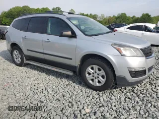 2015 Chevrolet Traverse LS z VIN 1GNKRFKDXFJ156753, wystawiony jako Copart lot #54516265 z przebiegiem 151 487 mil mil oraz Szkoda całkowita • Salvage title. Historia ofert i sprzedaży dostępna na DreamBid. Obrazek 4.