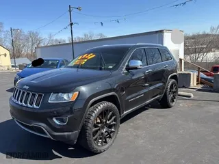 2015 Jeep Grand Cherokee Limited with VIN 1C4RJFBM1FC113082, listed as a Copart auction lot 48744015 with 194,756 mi miles and Clean Title. Bid and sale history available at carsss.com. Image 2.