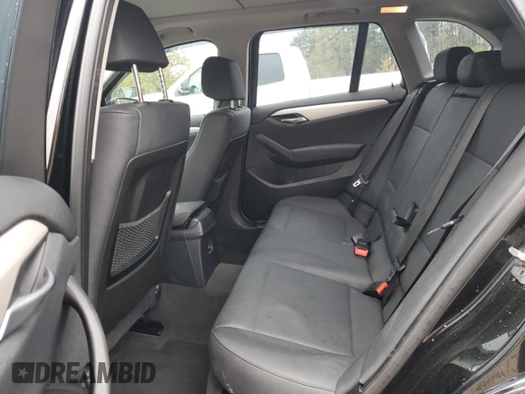 2014 BMW X1 xDrive28i z VIN WBAVL1C53EVY17464, wystawiony jako Copart lot #55456165 z przebiegiem 172 007 mil mil oraz Czysty tytuł • Clean title. Historia ofert i sprzedaży dostępna na DreamBid. Obrazek 10.