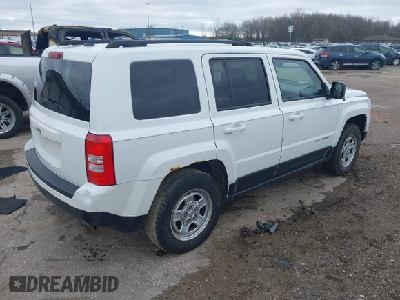 2016 Jeep Patriot Sport with VIN 1C4NJPBB9GD738411, listed as a IAAI auction lot 42129792 with 140,177 mi miles and . Bid and sale history available at carsss.com. Image 4.