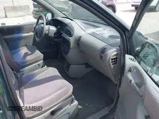 2000 Dodge Caravan with VIN 2B4GP253XYR745944, listed as a IAAI auction lot 41861315 with 83,425 mi miles and . Bid and sale history available at DreamBid. Image 5.
