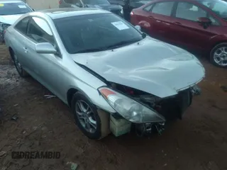 2005 Toyota Solara SE with VIN 4T1CE38P15U961106, listed as a IAAI auction lot 40833825 with 199,522 mi miles. Bid and sale history available at carsss.com. Image 1.