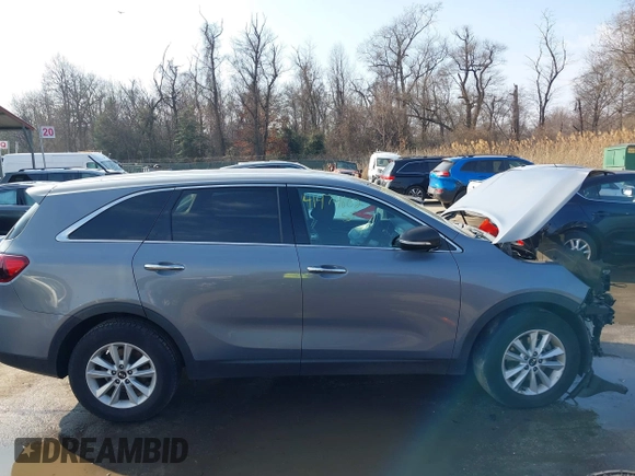 2020 Kia Sorento LX V6 with VIN 5XYPG4A56LG638084, listed as a IAAI auction lot 41474602 with 89,244 mi miles. Bid and sale history available at carsss.com. Image 14.