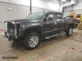 2015 GMC Sierra 2500HD Denali with VIN 1GT120E86FF525258, listed as a Copart auction lot 84499944 with 207,033 mi miles and Clean Title. Bid and sale history available at carsss.com. Image 1.