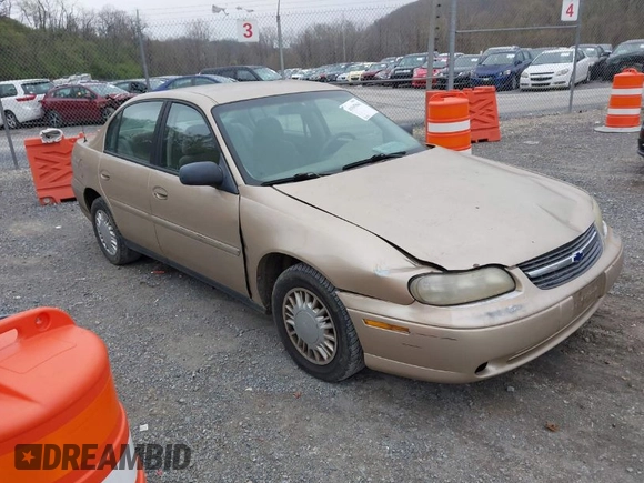 2001 Chevrolet Malibu with VIN 1G1ND52J516186560, listed as a IAAI auction lot 41945841 with 184,087 mi miles. Bid and sale history available at carsss.com. Image 1.