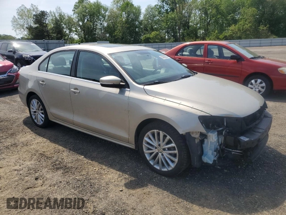 2015 Volkswagen Jetta SE с VIN 3VWD07AJ3FM221970, выставлен на аукционе Copart как лот 54586255 с пробегом 144 727 миль миль и Списание • Salvage title. История ставок и продаж доступна на DreamBid. Изображение 4.