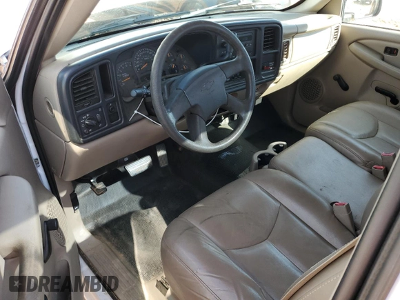 2004 Chevrolet Silverado 1500 LS with VIN 1GCEC14V14Z290940, listed as a Copart auction lot 52427055 with 74,745 mi miles and Salvage Title. Bid and sale history available at carsss.com. Image 8.
