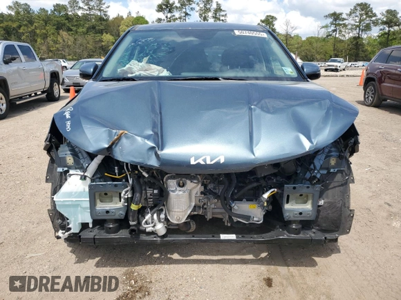 2024 Kia Carnival EX with VIN KNDNC5H3XR6404619, listed as a Copart auction lot 50740555 with 23,374 mi miles and Salvage Title. Bid and sale history available at carsss.com. Image 5.