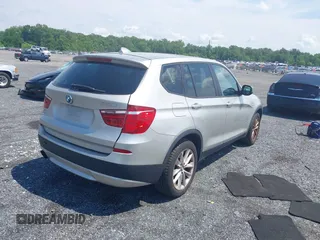 2013 BMW X3 xDrive28i z VIN 5UXWX9C57D0D01258, wystawiony jako IAAI lot #42472720 z przebiegiem 74 966 mil mil oraz . Historia ofert i sprzedaży dostępna na DreamBid. Obrazek 4.