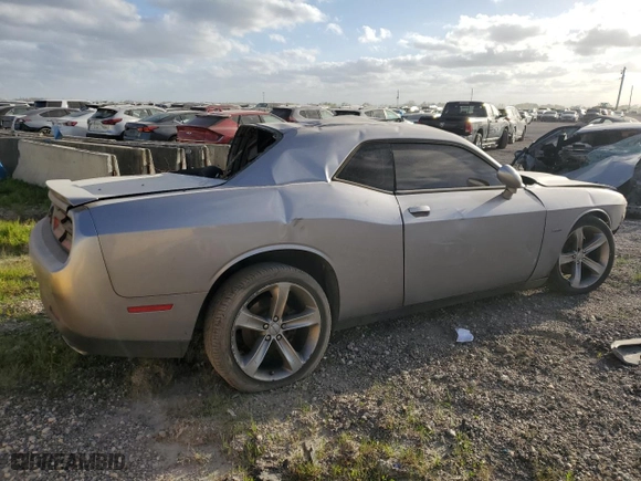 2015 Dodge Challenger R/T with VIN 2C3CDZAT4FH707299, listed as a Copart auction lot 49141075 with 147,983 mi miles and Clean Title. Bid and sale history available at carsss.com. Image 3.