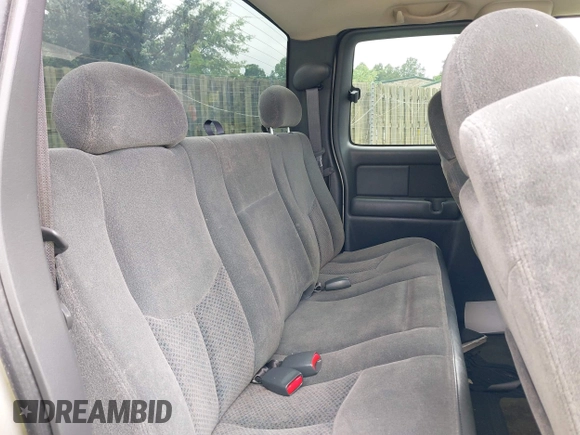 2003 Chevrolet Silverado 1500 LS с VIN 2GCEK19T831125310, выставлен на аукционе IAAI как лот 42536150 с пробегом 234 495 миль миль и . История ставок и продаж доступна на DreamBid. Изображение 8.