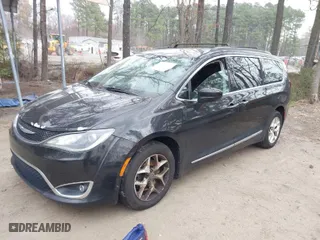 2017 Chrysler Pacifica Touring-L with VIN 2C4RC1BG7HR810077, listed as a IAAI auction lot 41840799 with NaN miles. Bid and sale history available at carsss.com. Image 2.