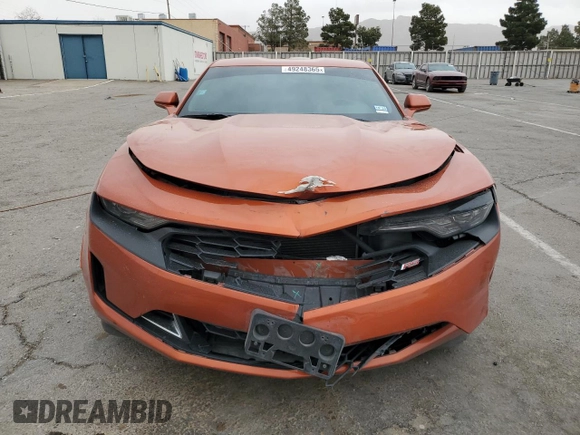 2024 Chevrolet Camaro 1LT z VIN 1G1FB1RS6R0109664, wystawiony jako Copart lot #49248365 z przebiegiem 21 394 mil mil oraz Czysty tytuł • Clean title. Historia ofert i sprzedaży dostępna na DreamBid. Obrazek 5.