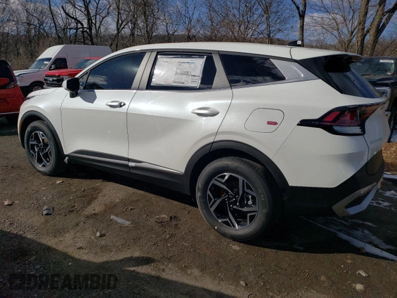 2025 Kia Sportage LX with VIN KNDPU3DF8S7337416, listed as a Copart auction lot 42972155 with 0 mi miles and Salvage Title. Bid and sale history available at carsss.com. Image 2.