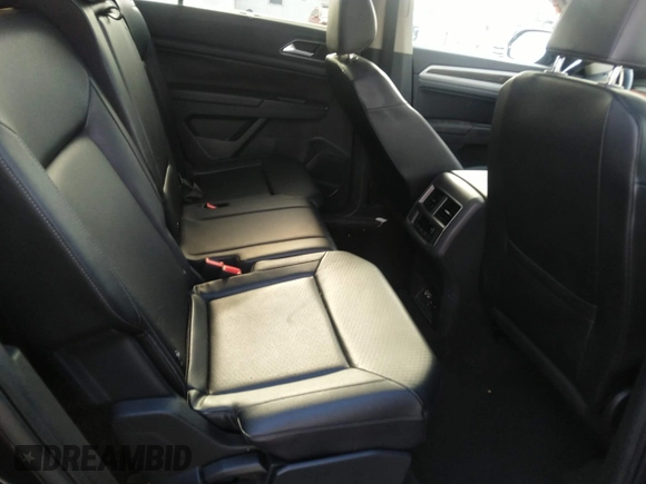 2019 Volkswagen Atlas SEL with VIN 1V2ER2CA2KC512578, listed as a IAAI auction lot 41265733 with 110,977 mi miles and . Bid and sale history available at DreamBid. Image 8.