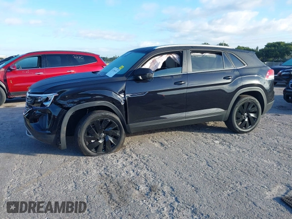 2025 Volkswagen Atlas SE z VIN 1V2JE2CA7SC201481, wystawiony jako IAAI lot #41246452 z przebiegiem 2 466 mil mil oraz . Historia ofert i sprzedaży dostępna na DreamBid. Obrazek 17.