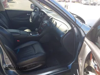 2016 Infiniti QX50 with VIN JN1BJ0RP0GM233386, listed as a IAAI auction lot 41535643 with 96,295 mi miles. Bid and sale history available at carsss.com. Image 5.