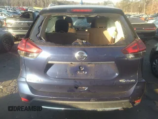 2018 Nissan Rogue SV with VIN KNMAT2MV8JP589255, listed as a IAAI auction lot 41270316 with 170,895 mi miles. Bid and sale history available at carsss.com. Image 16.