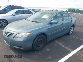 2008 Toyota Camry LE with VIN 4T1BE46K48U769370, listed as a IAAI auction lot 42088872 with 180,289 mi miles. Bid and sale history available at carsss.com. Image 2.