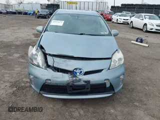 2014 Toyota Prius Four with VIN JTDKN3DU7E1752501, listed as a IAAI auction lot 41833673 with 97,001 mi miles. Bid and sale history available at carsss.com. Image 11.