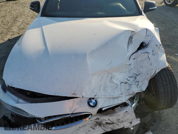 2015 BMW 4 Series 428i z VIN WBA3V5C58FP752609, wystawiony jako Copart lot #43005435 z przebiegiem Nie podano mil oraz Szkoda całkowita • Salvage title. Historia ofert i sprzedaży dostępna na DreamBid. Obrazek 11.